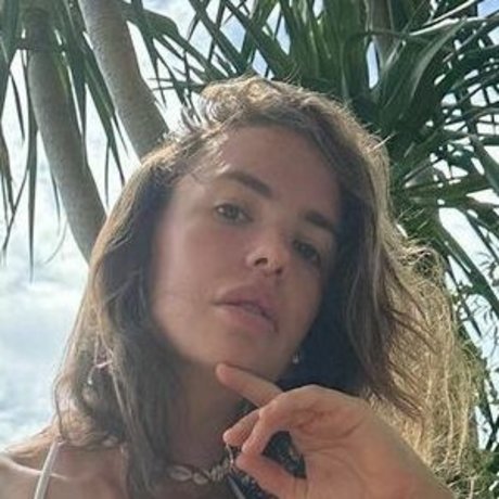 Chebyjane model porn photo