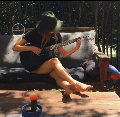 Missy Peregrym pornstar sexy images