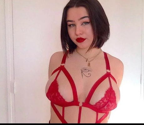 Badgalantii beautiful actress pics