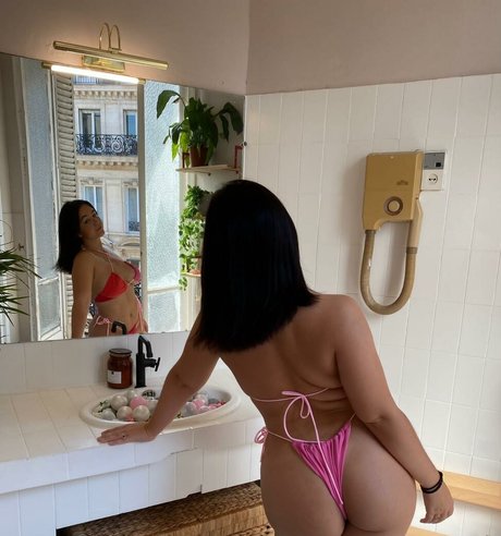 Badgalantii star high quality photo