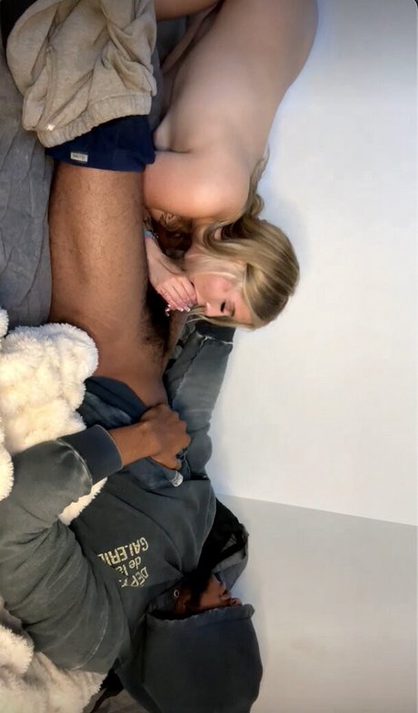 Allymcfarland18 hot pornstar images