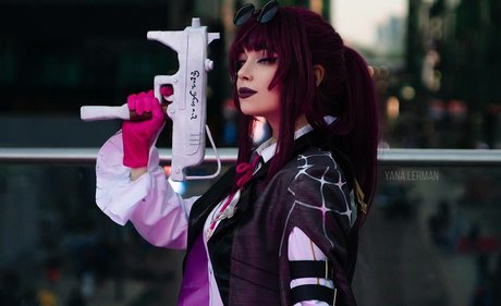 Yana Lerman beautiful model pics