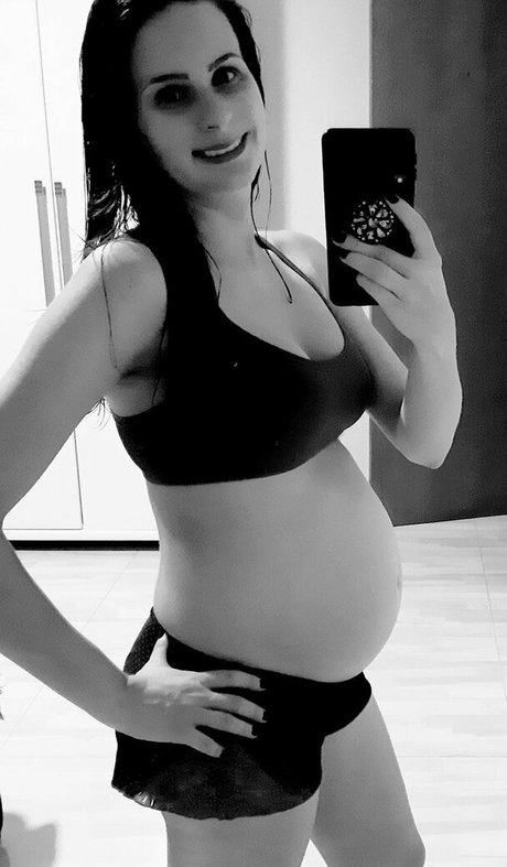 Luminha GGS porn actress img