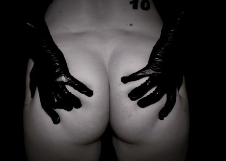 mother onlyfans beautiful naked pic