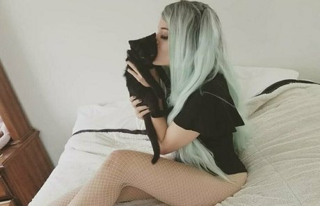 cosplayadore adult star image