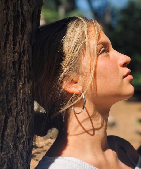 Abbylamaison star pretty pics