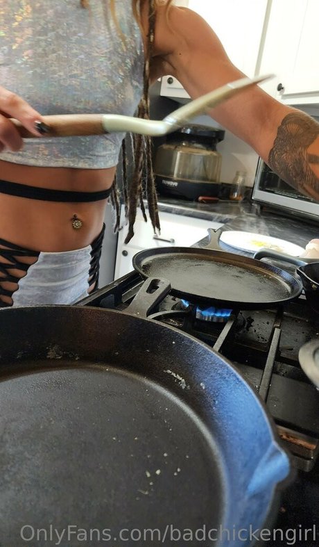 yourmomgoestocollege1980 pornstar erotic img