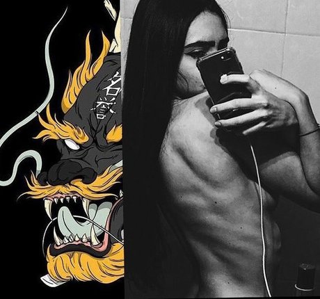 Silk7milk model best picture