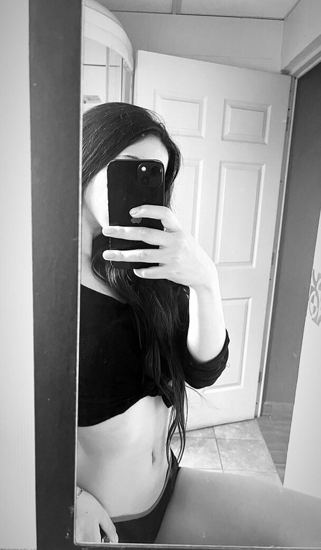 Silk7milk hot pornstar pic