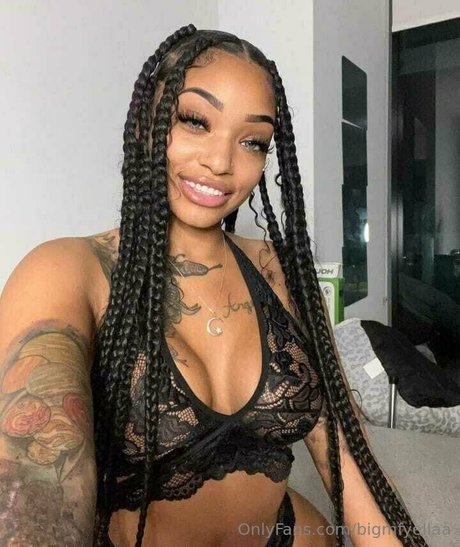 bigmfyellaa art model pic