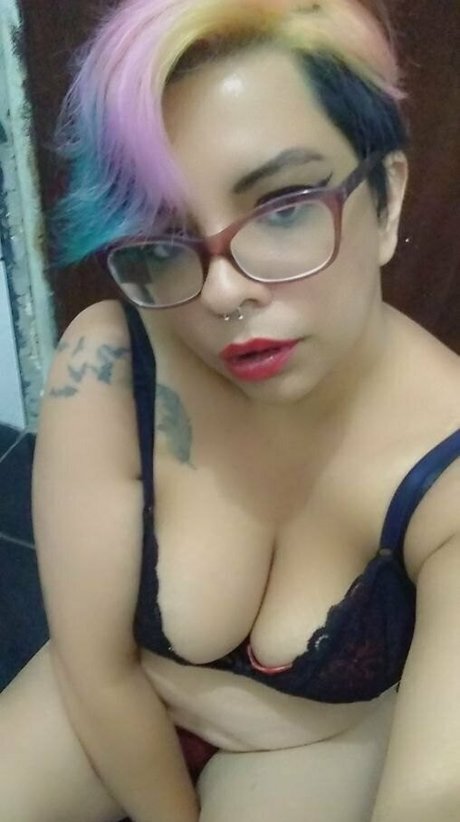 liliveil666 nice actress img