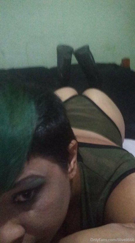 liliveil666 hot star photo