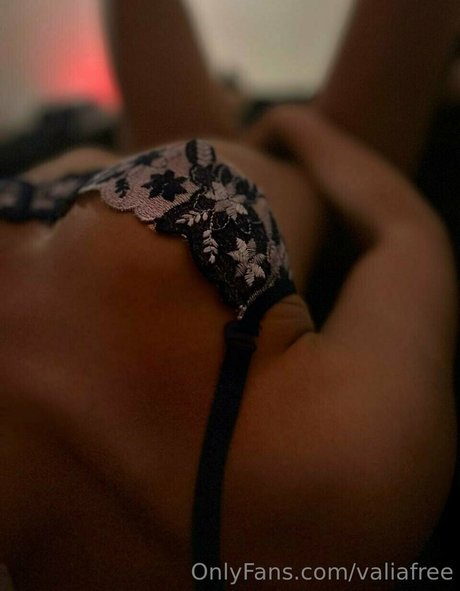 valiafree free actress galleries