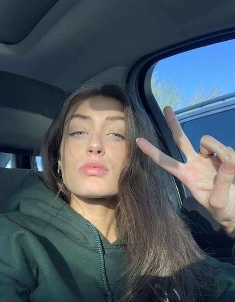 Alyssa Keller model free image