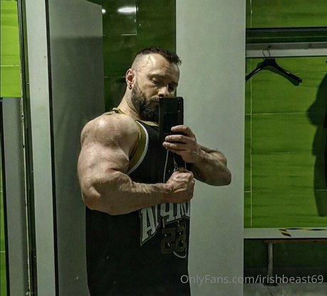 beach nude onlyfans pretty gallery