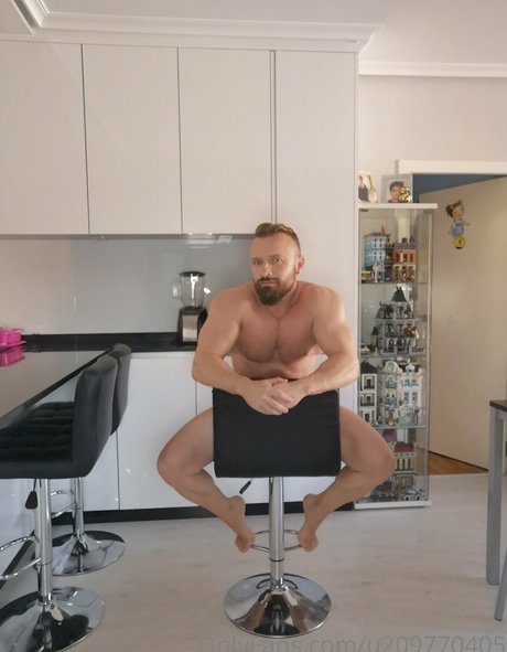 dutch onlyfans nude images