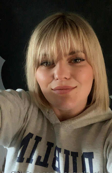 busty ebony onlyfans hot porn photo