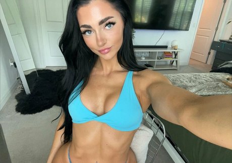 brieamarie nudes pornstar img