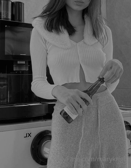 maryloveeeefree pretty pornstar image