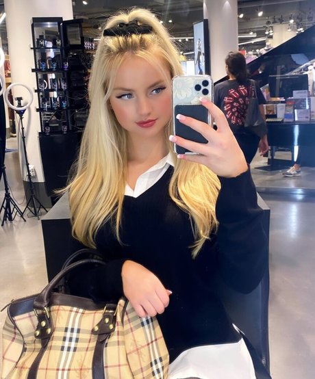 Alta Sweet Tabar model sex galleries