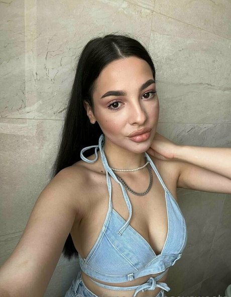 roseysweets model perfect pics