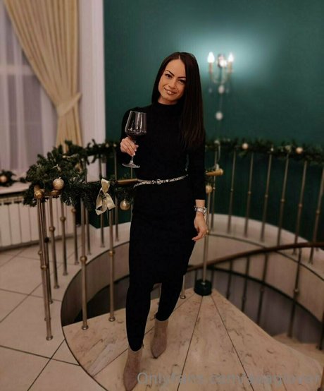 avaglover model best images