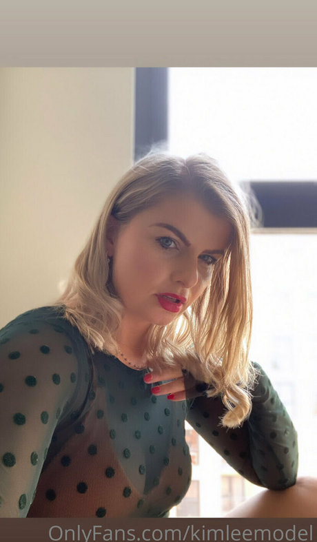 playfulhousewife pornstar naked galleries