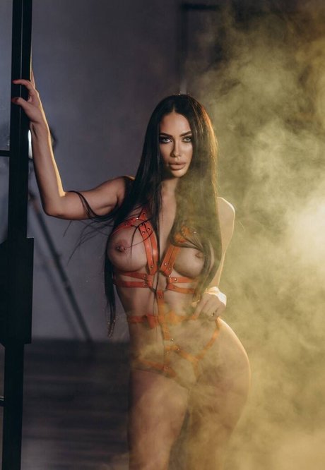 beauty gymmast model sexy image