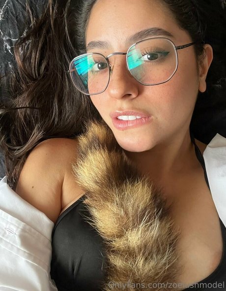 zoelushmodel sexy pornstar picture