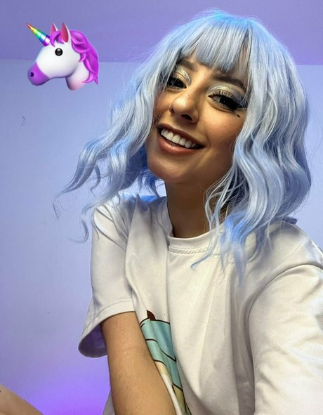 zoelushmodel model art images