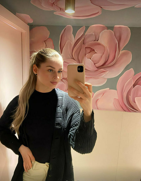 zoelushmodel free model archive