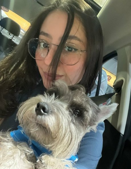 zoelushmodel art actress pic