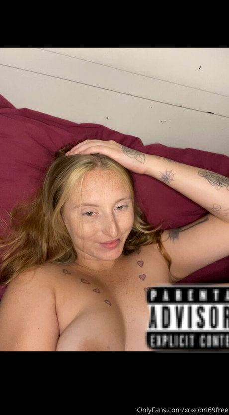 xoxobri69free model pornographic picture