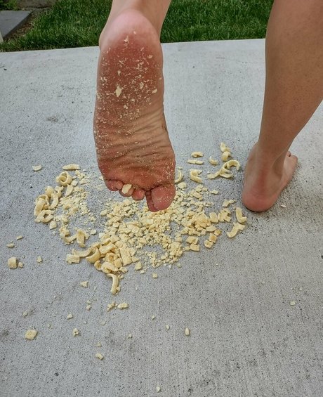 take my feet model high quality images