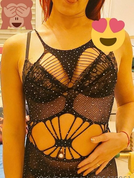 lalollymoni pornstar hot images