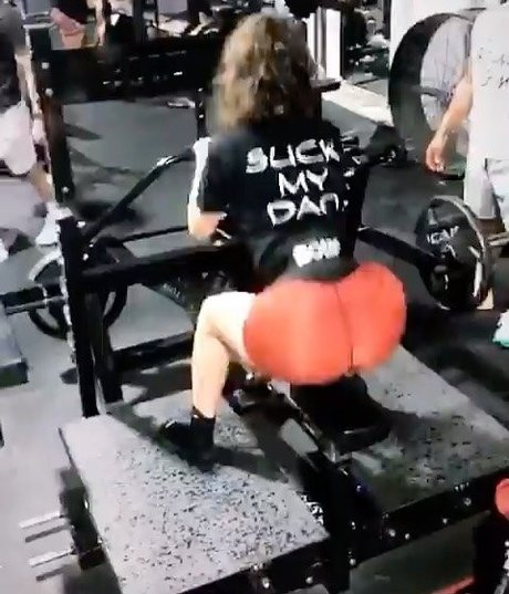 Chloe Flores nudes star pic