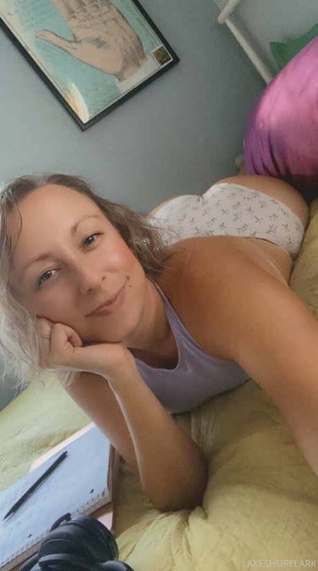 free coochie adult model img