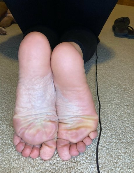 slendersolesmom xxx model picture