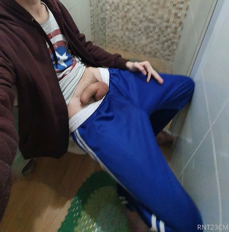 rnt23cm nudes star archive