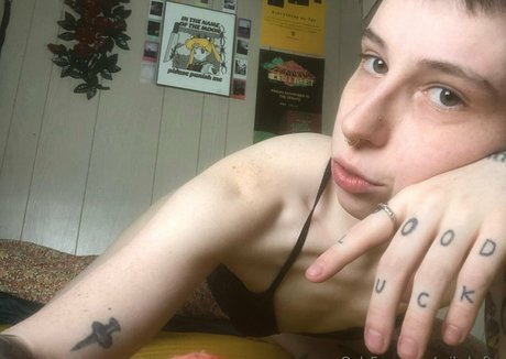 faguettemikah nudes pornstar picture