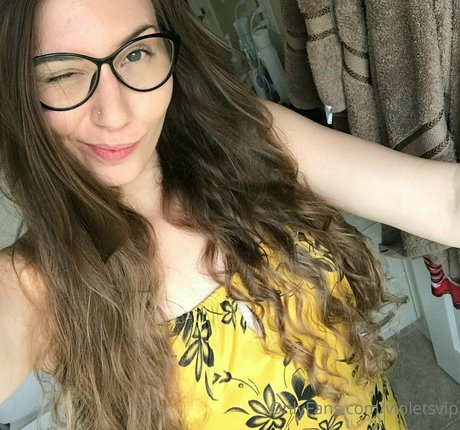 violetsvip actress photos