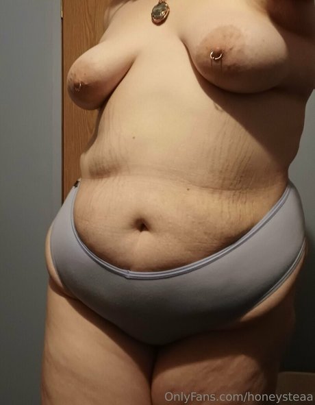 honeysteaa exclusive star image