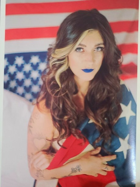 Sierra Ferrell hd model photos