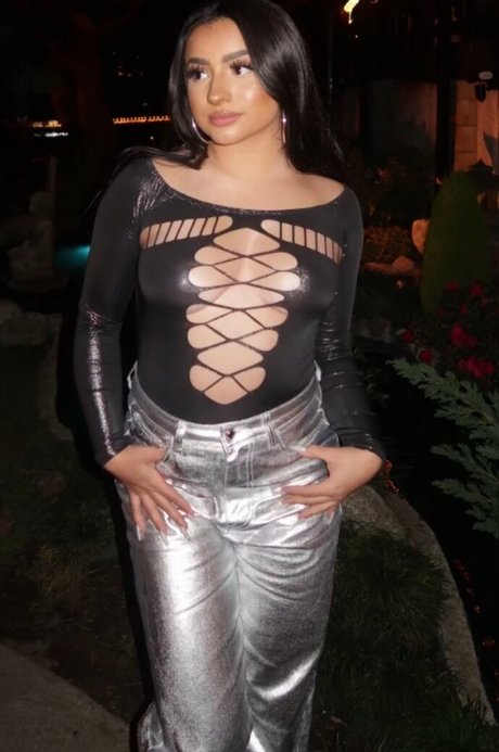 Tatiana McQuay model porn photos