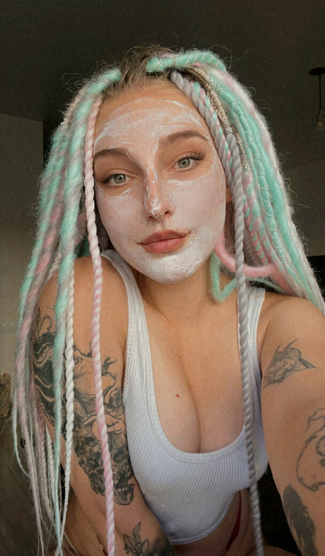 darkness luna xxx model photo