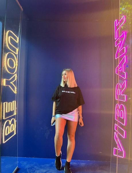 emillysteelefree nudes star photos