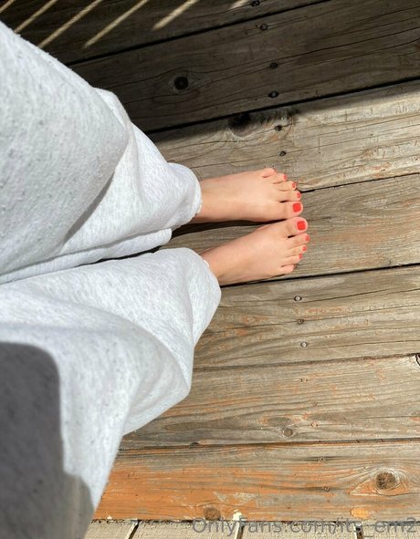 its em2 pornographic model img