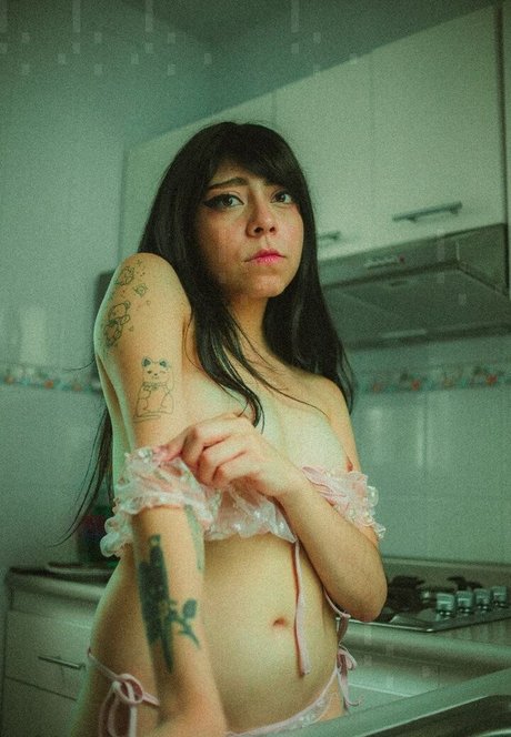 Basoofia xxx actress pics