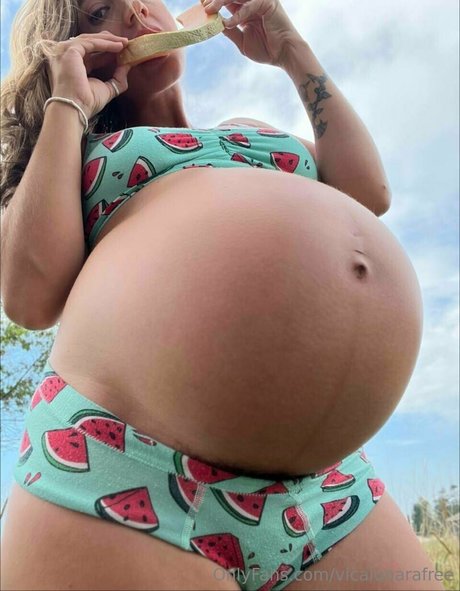 vicalunarafree Quick model image