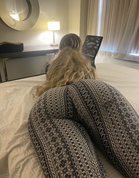 shelsonlyfans sex model gallery